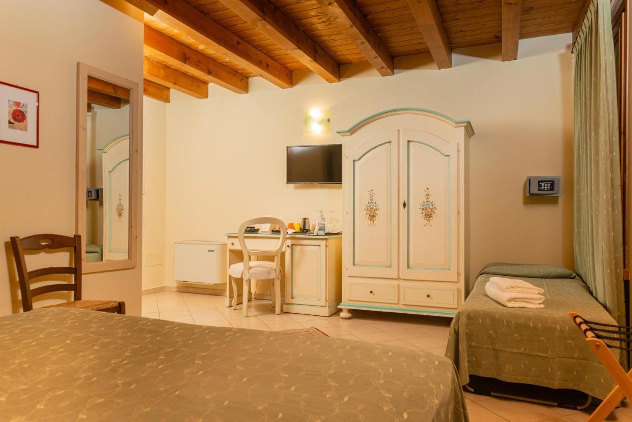 Agriturismo Dei Grippi سونا المظهر الخارجي الصورة