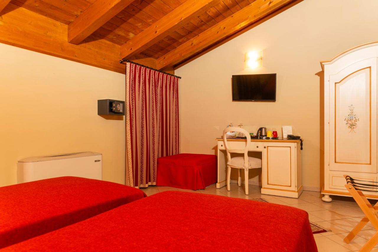 Agriturismo Dei Grippi سونا المظهر الخارجي الصورة