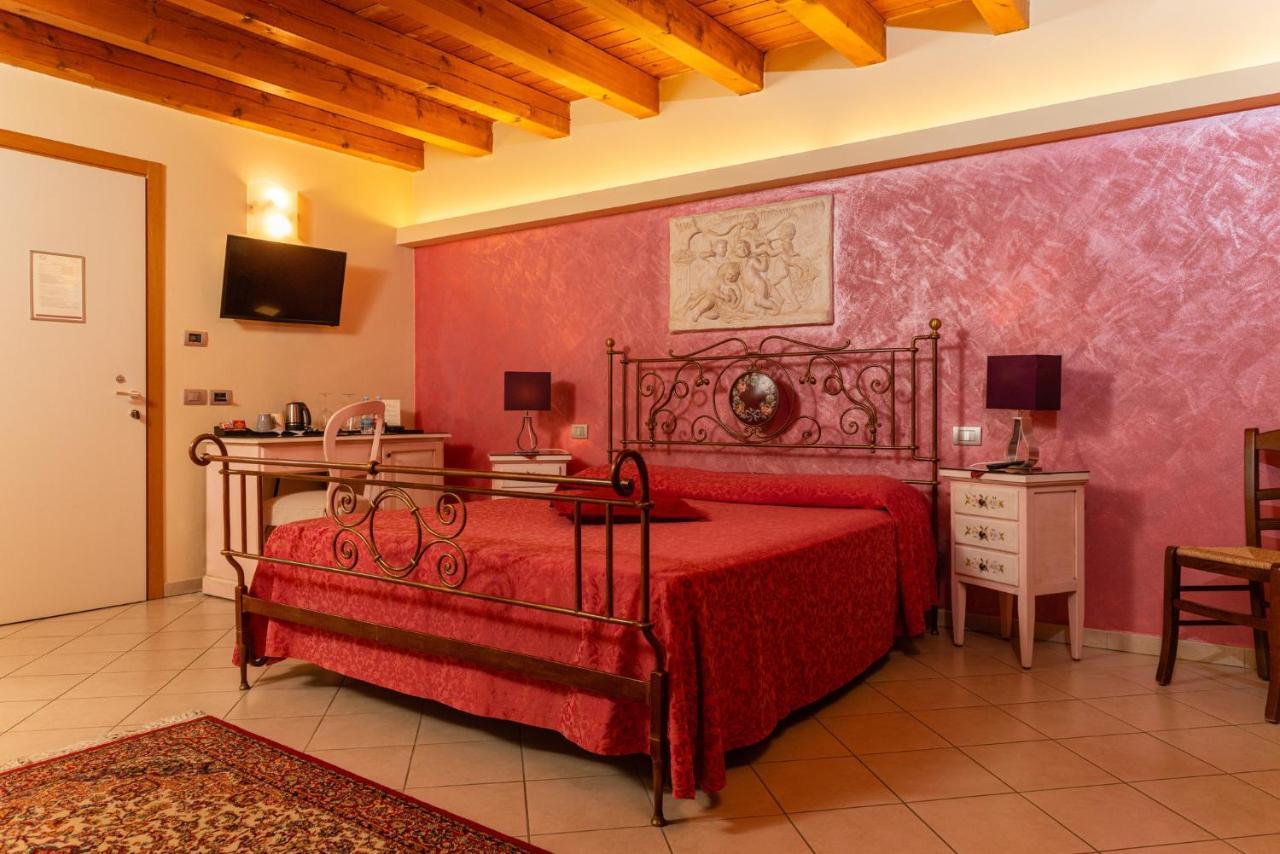 Agriturismo Dei Grippi سونا المظهر الخارجي الصورة